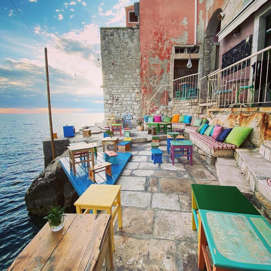 Apartment Mediterraneo Rovinj Exteriör bild