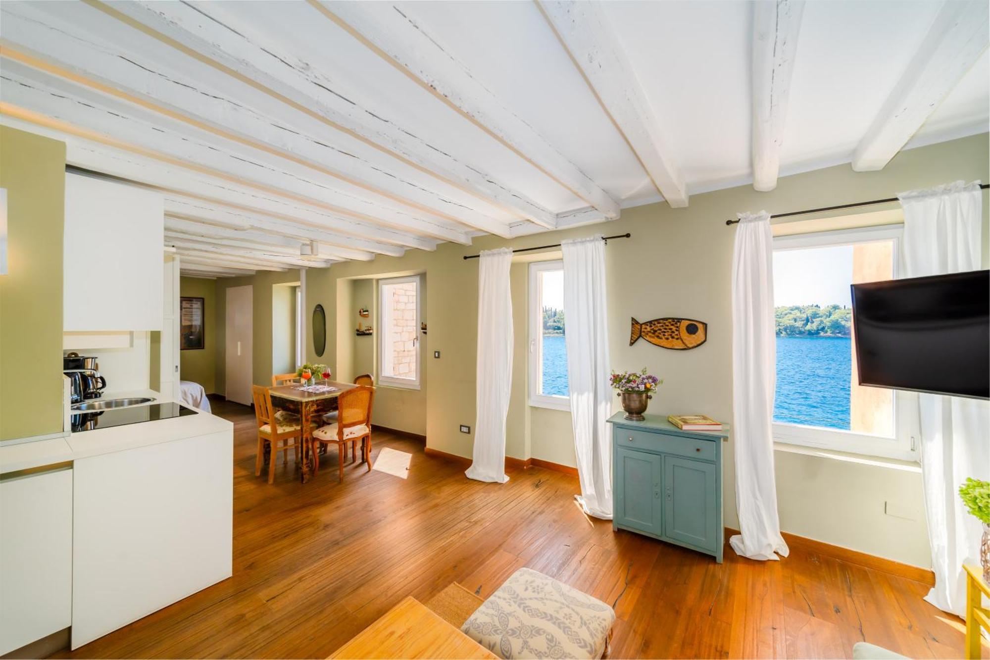 Apartment Mediterraneo Rovinj Exteriör bild