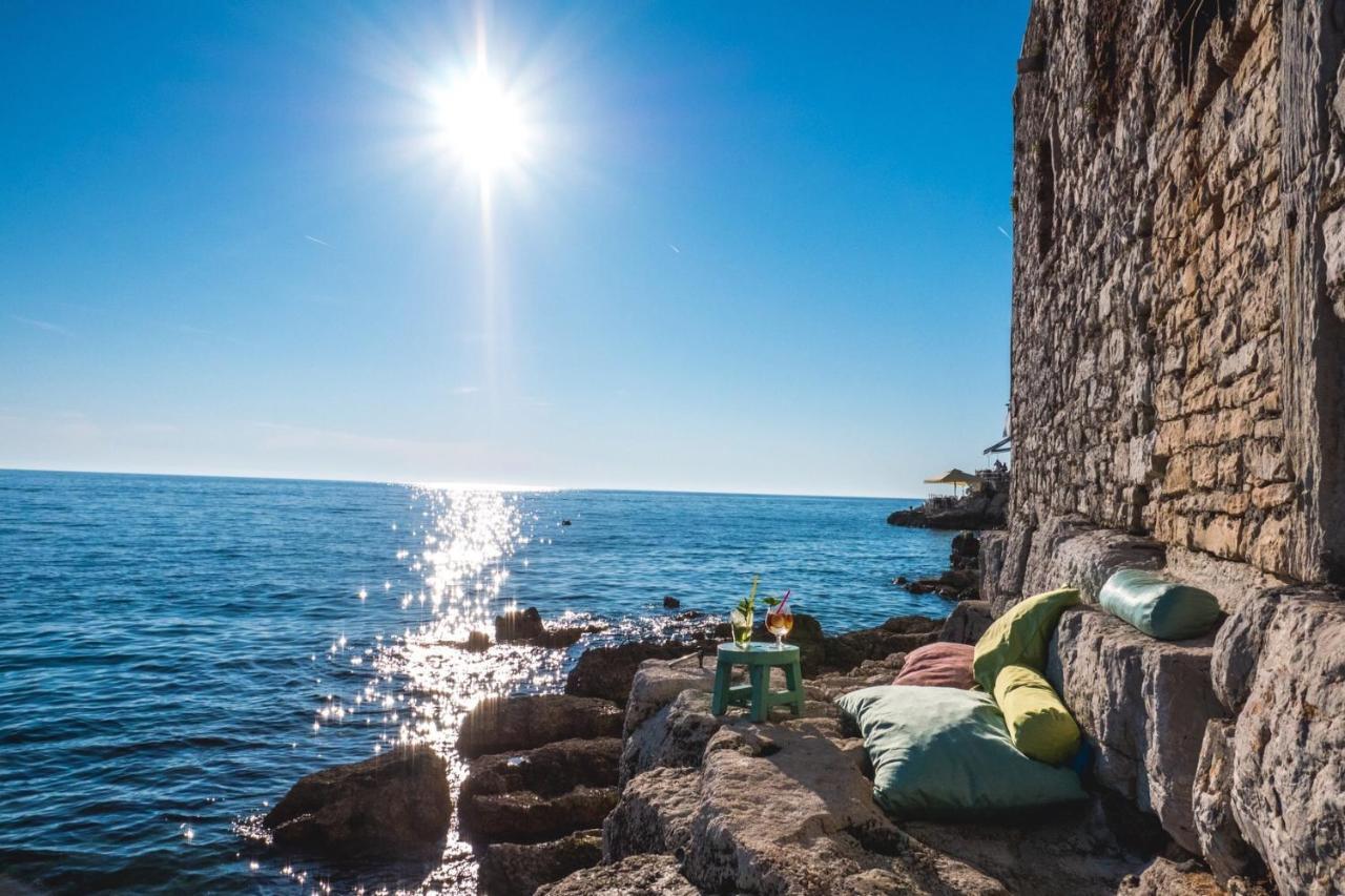 Apartment Mediterraneo Rovinj Exteriör bild